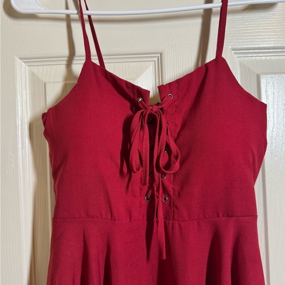 Unbranded Chic Red Sleeveless Dress with Lace-Up Detail - Picture 3 of 6